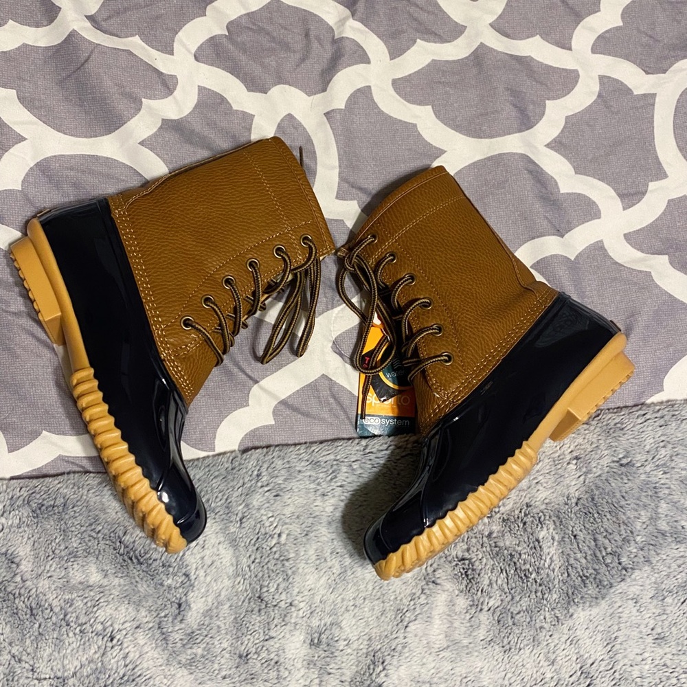 Sporto duck boots